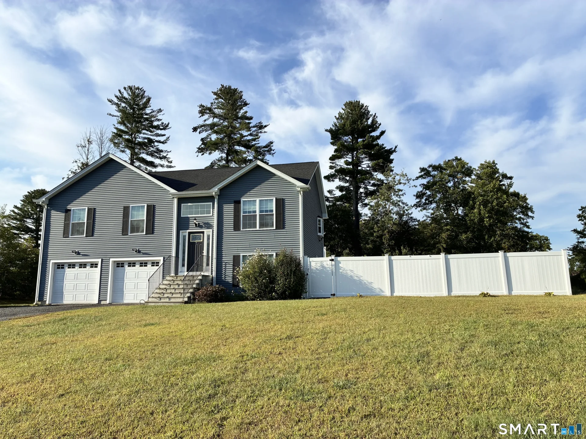 32 Indian Inn Road, Thompson, CT
