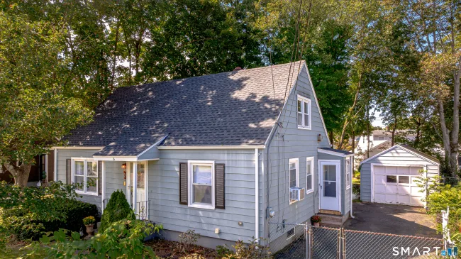 6 Nicholas Drive, East Haven, CT