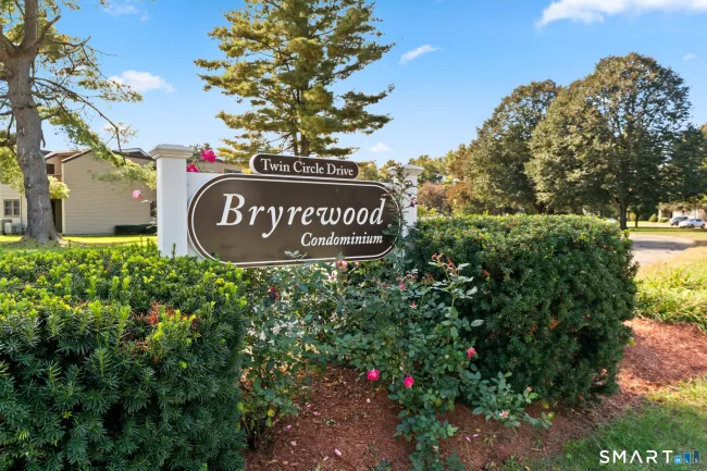 609 Twin Circle Drive #609