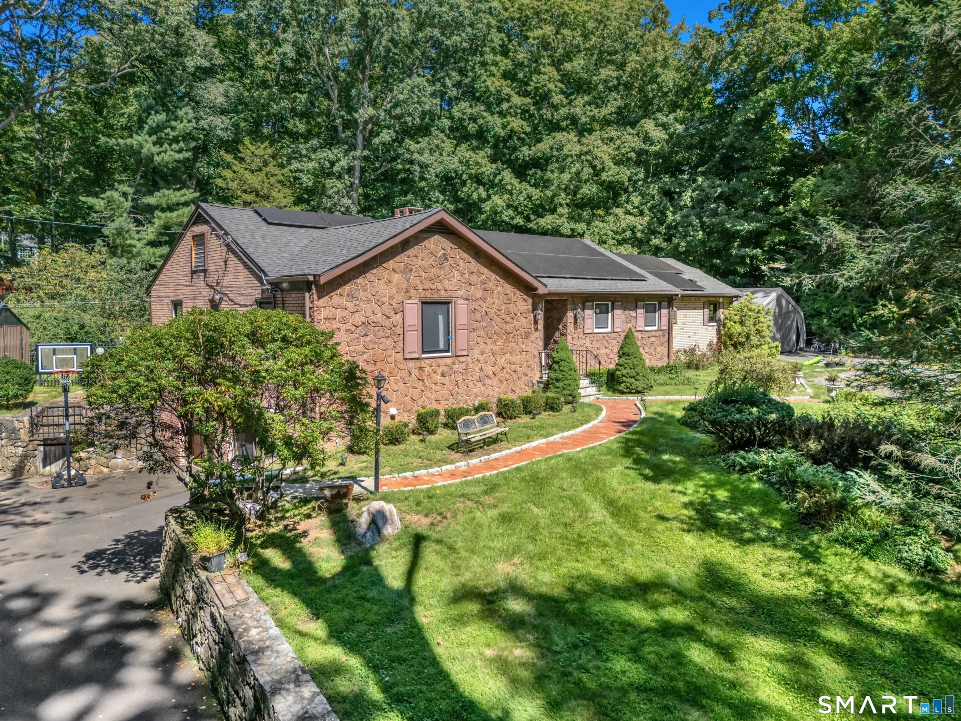 68 Parry Road, Stamford, CT