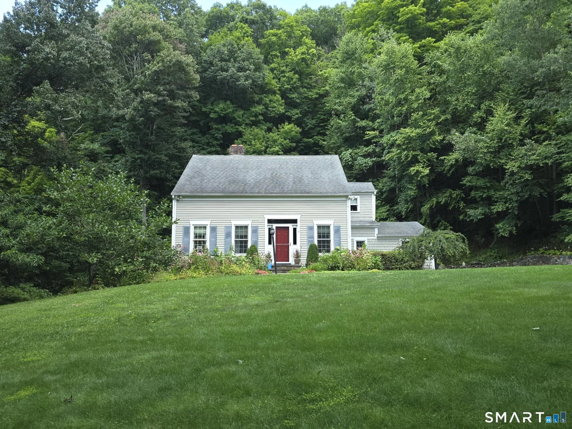 9 Teachers Ridge Road, Newtown, CT
