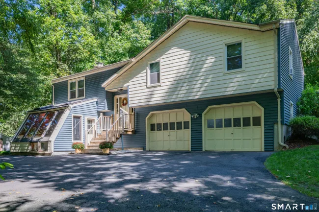 805 Neipsic Road, Glastonbury, CT