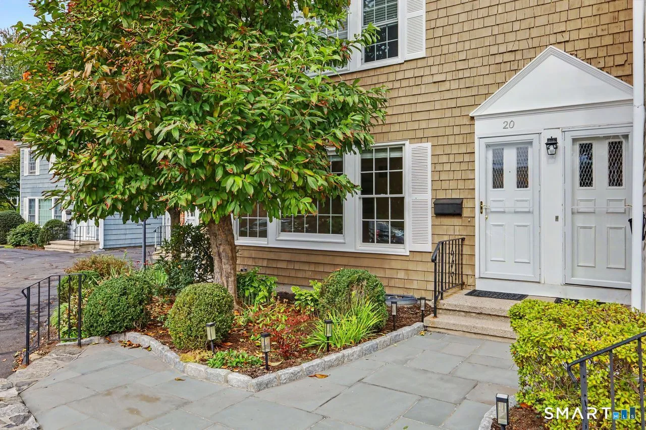 102 Valley Road #20, Greenwich, CT