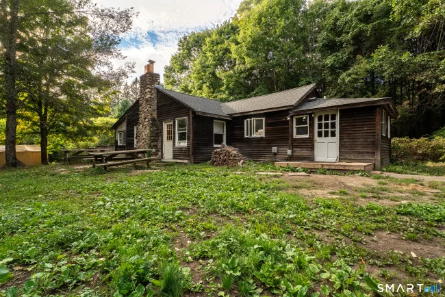 320 Colebrook Road, Winchester, CT