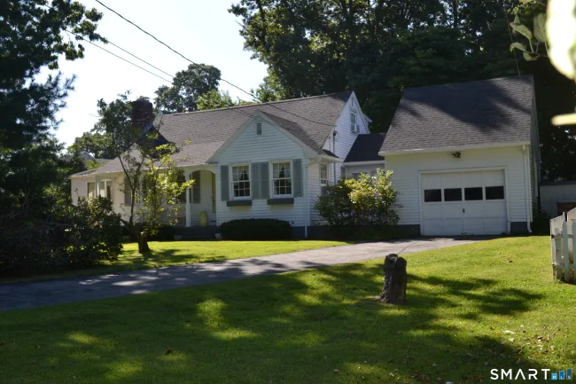 7 Barrett Drive