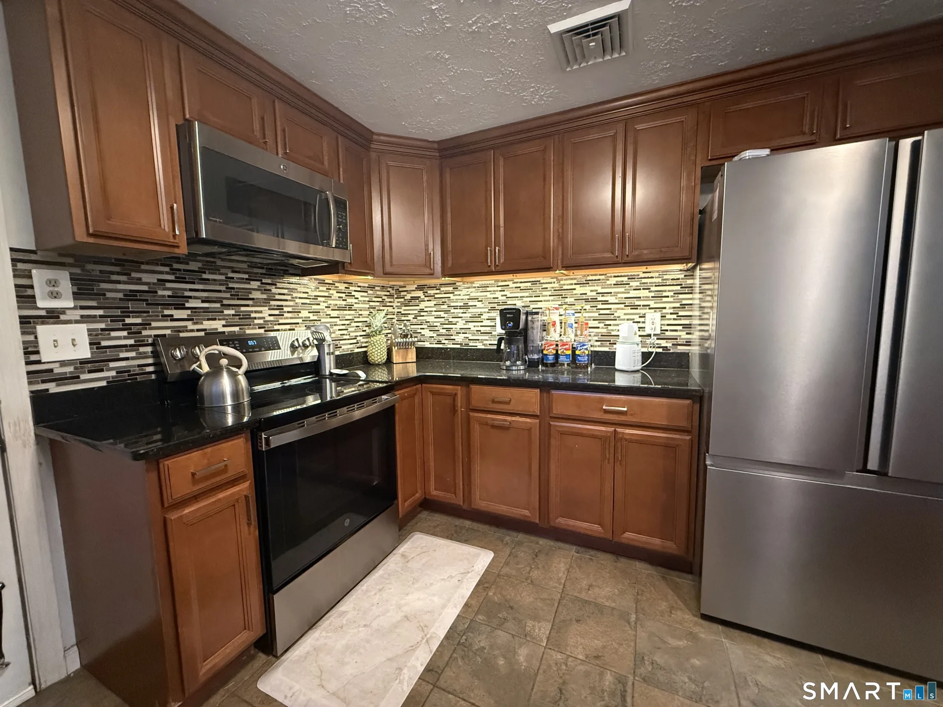 29 Maude Circle, Windsor, CT