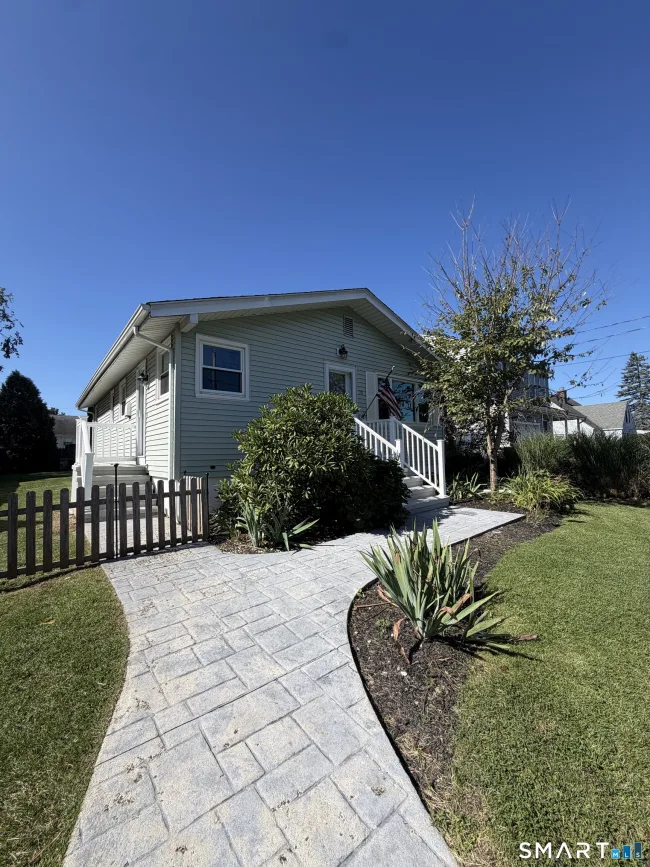 20 Summit Avenue