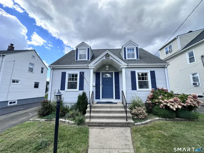 326 Burritt Avenue