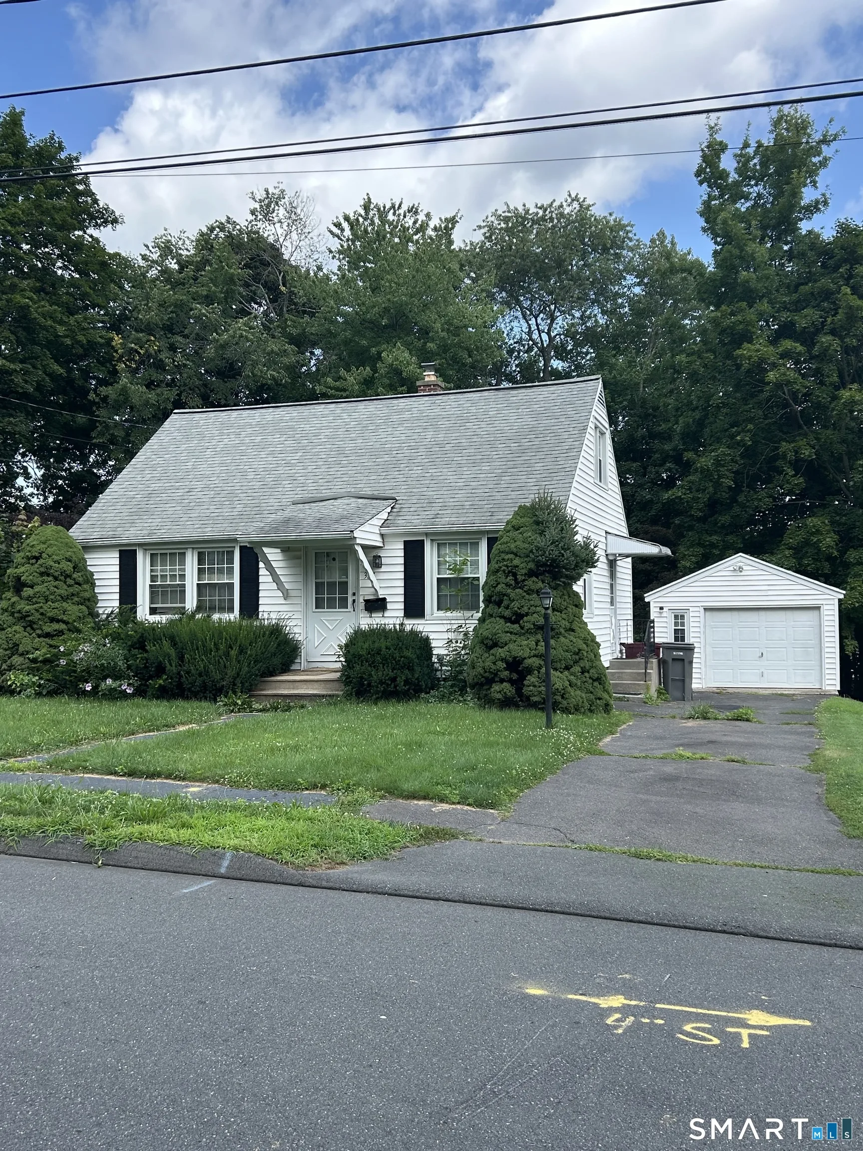 327 North Hoadley Street, Naugatuck, CT