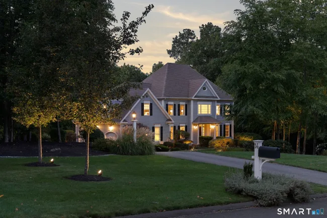 14 Highwood Crossing