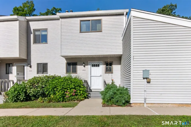810 Timber Lane #810, Canton, CT