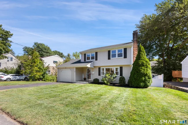 47 Old Stratfield Road