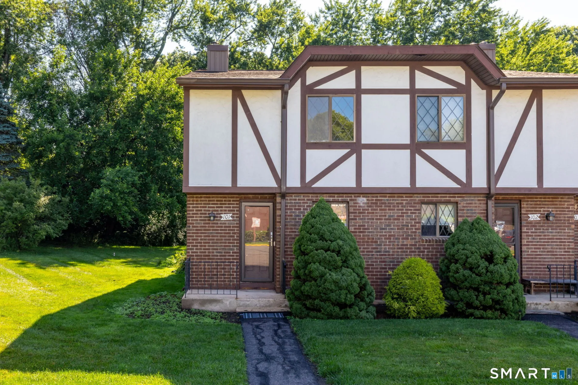 101 Cedar Hollow Drive #101, Rocky Hill, CT