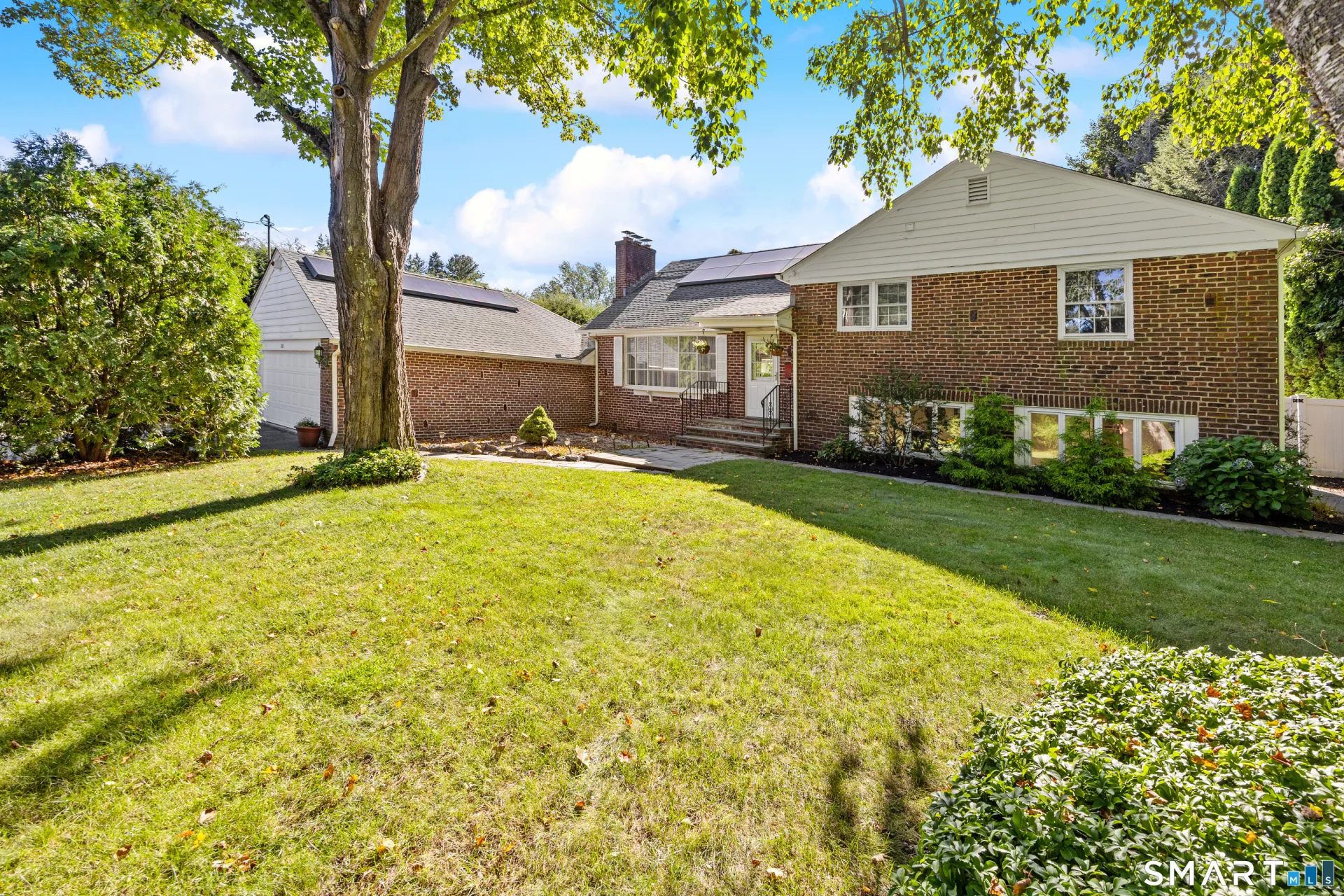 105 Guernseytown Road, Watertown, CT