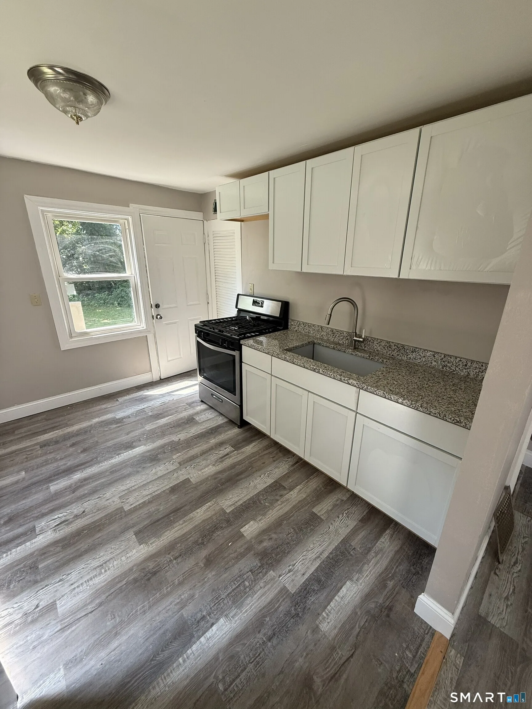 414-416 Pearl Harbor Street, Bridgeport, CT