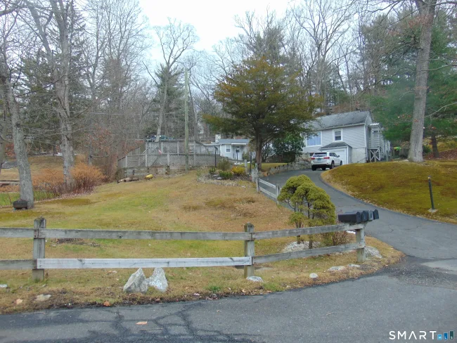 10 Old Waterbury Road, Middlebury, CT