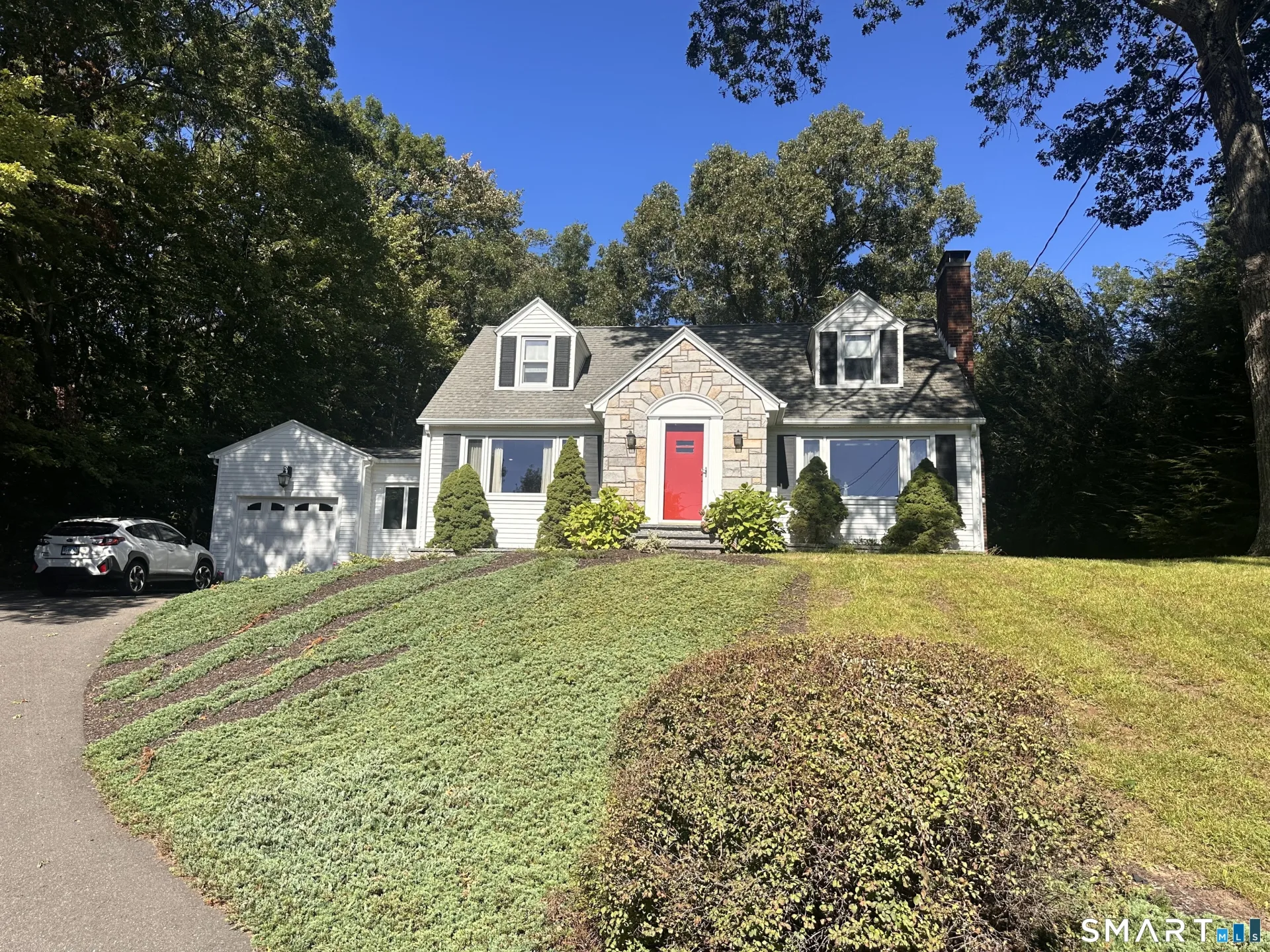 24 Bracewood Road, Waterbury, CT