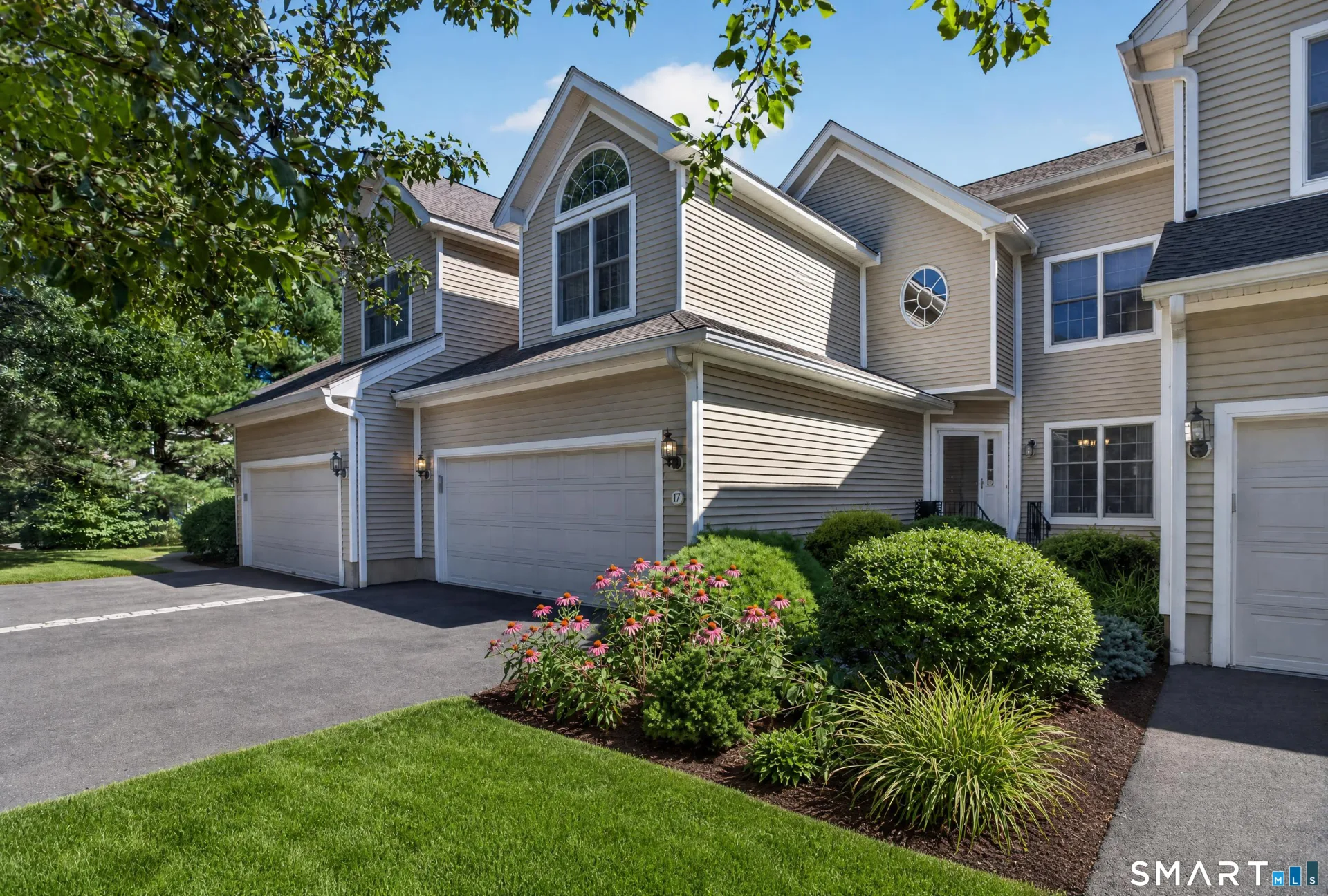 17 Regency Circle #17, Trumbull, CT