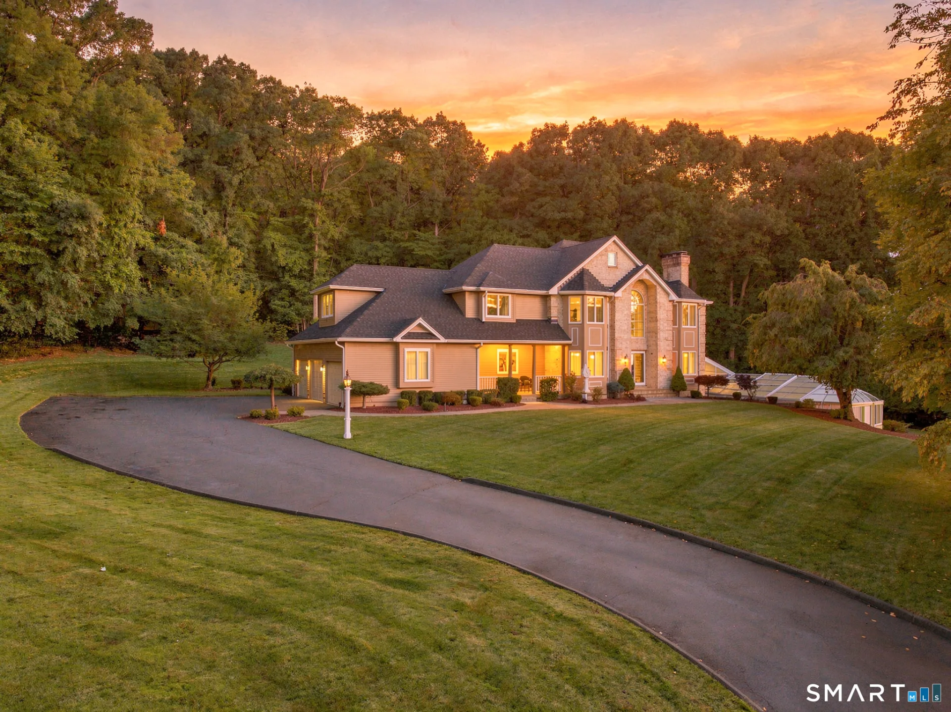 16 Mountaincrest Drive, Cheshire, CT
