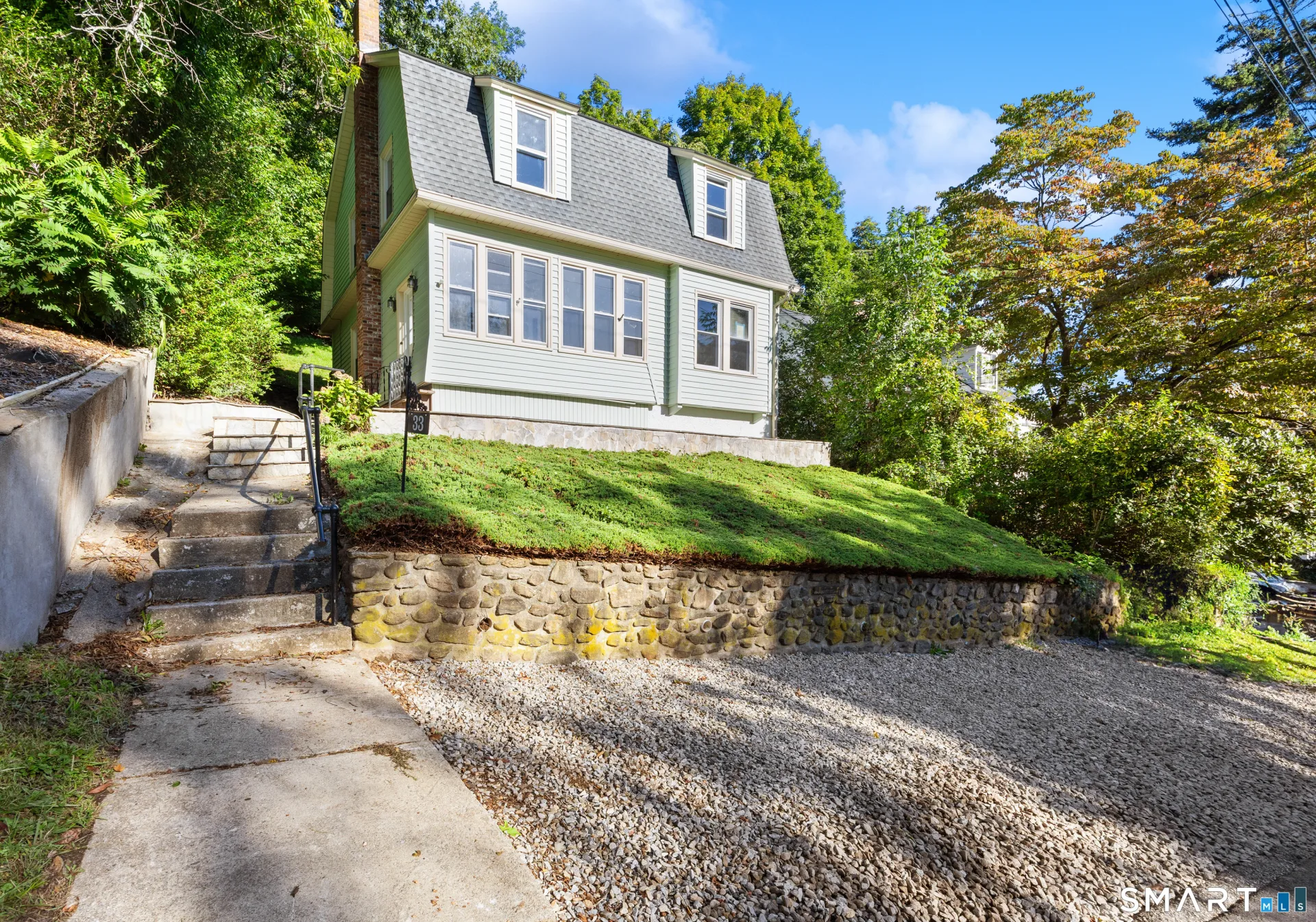 33 Monroe Street, Shelton, CT