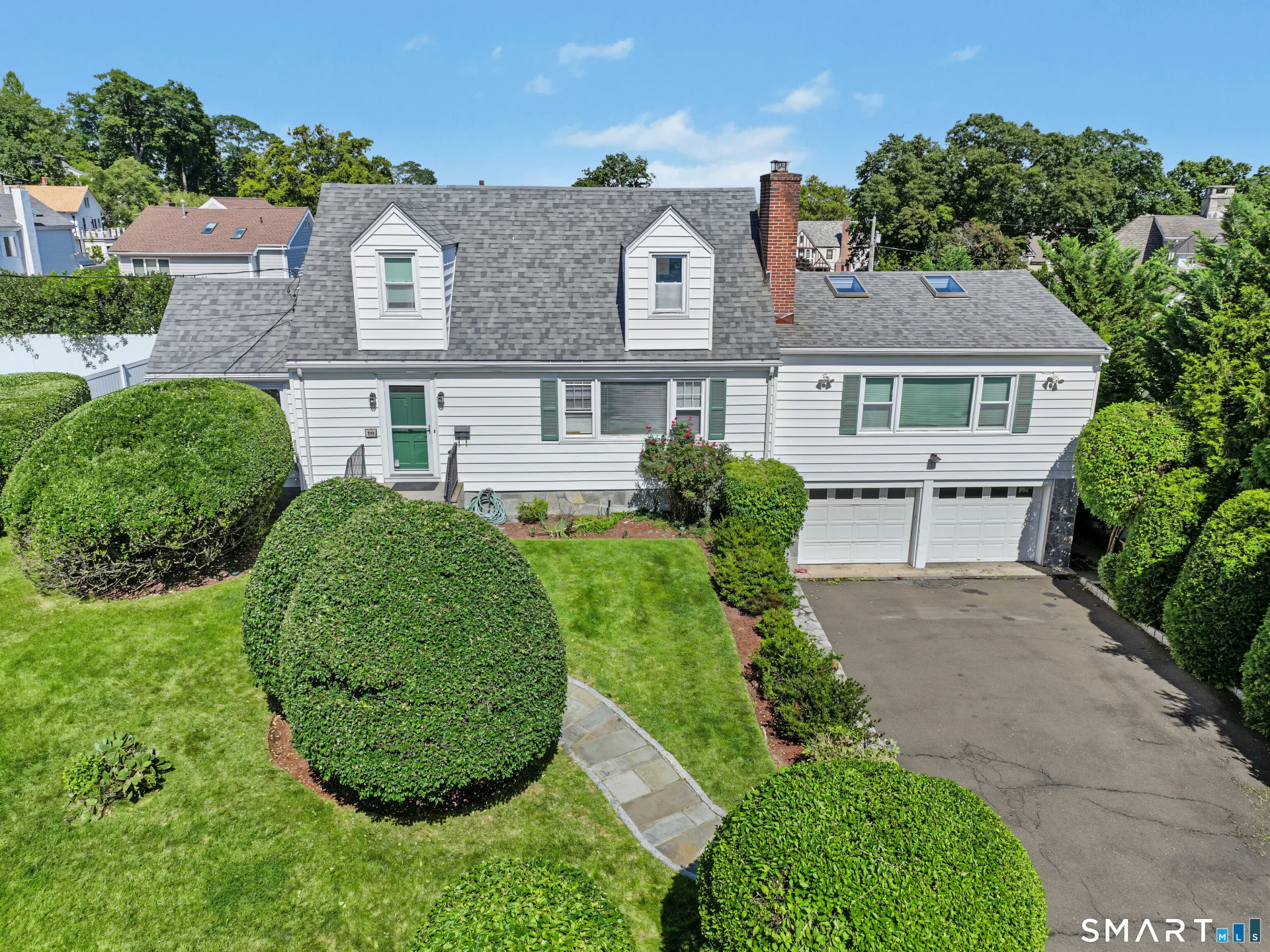 90 Rockledge Drive, Stamford, CT