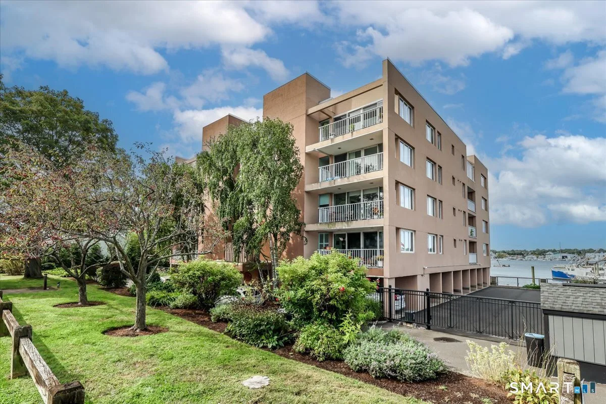 26 Cove Avenue #2B, Norwalk, CT