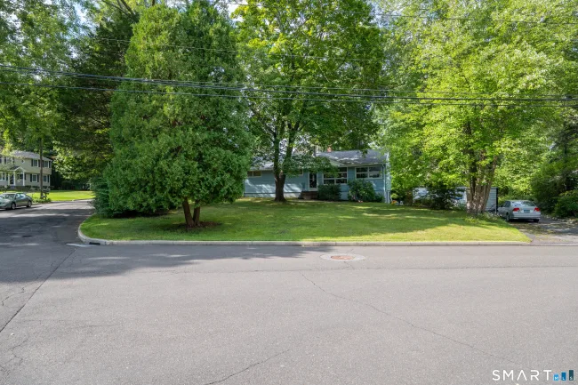 102 Glen Ridge Road, Fairfield, CT