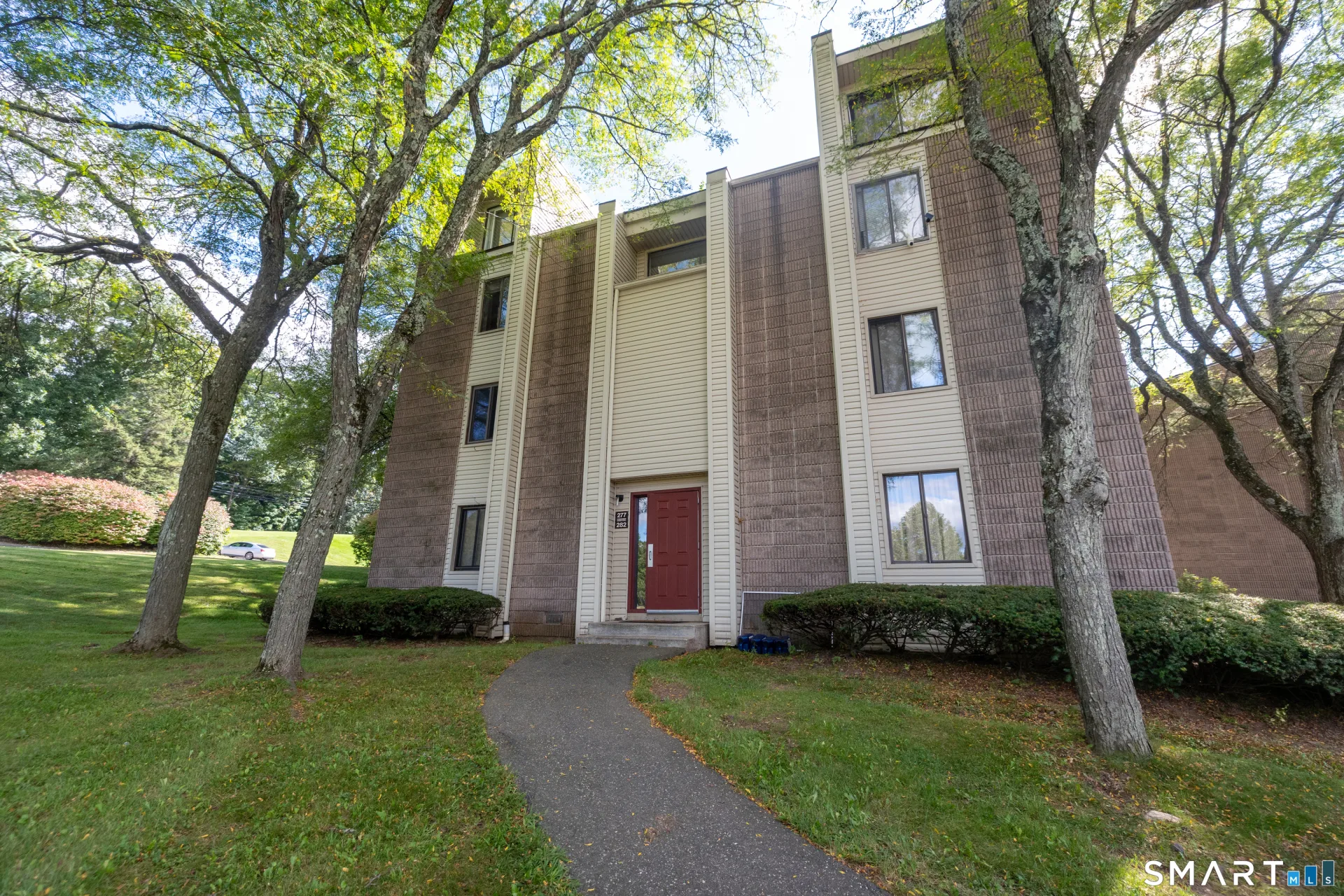 281 Burgundy Hill Lane #281, Middletown, CT