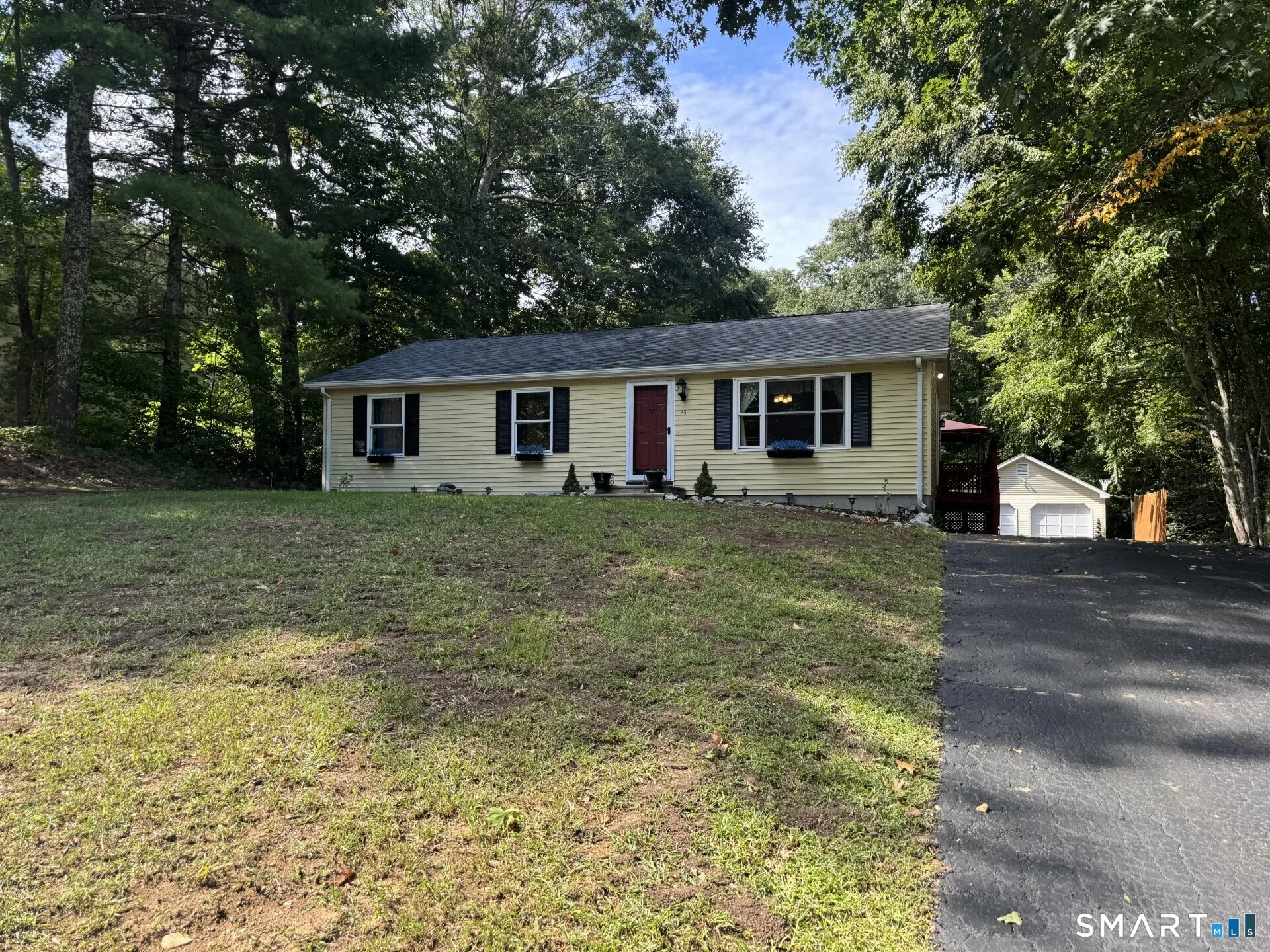 43 Valley Drive, Voluntown, CT