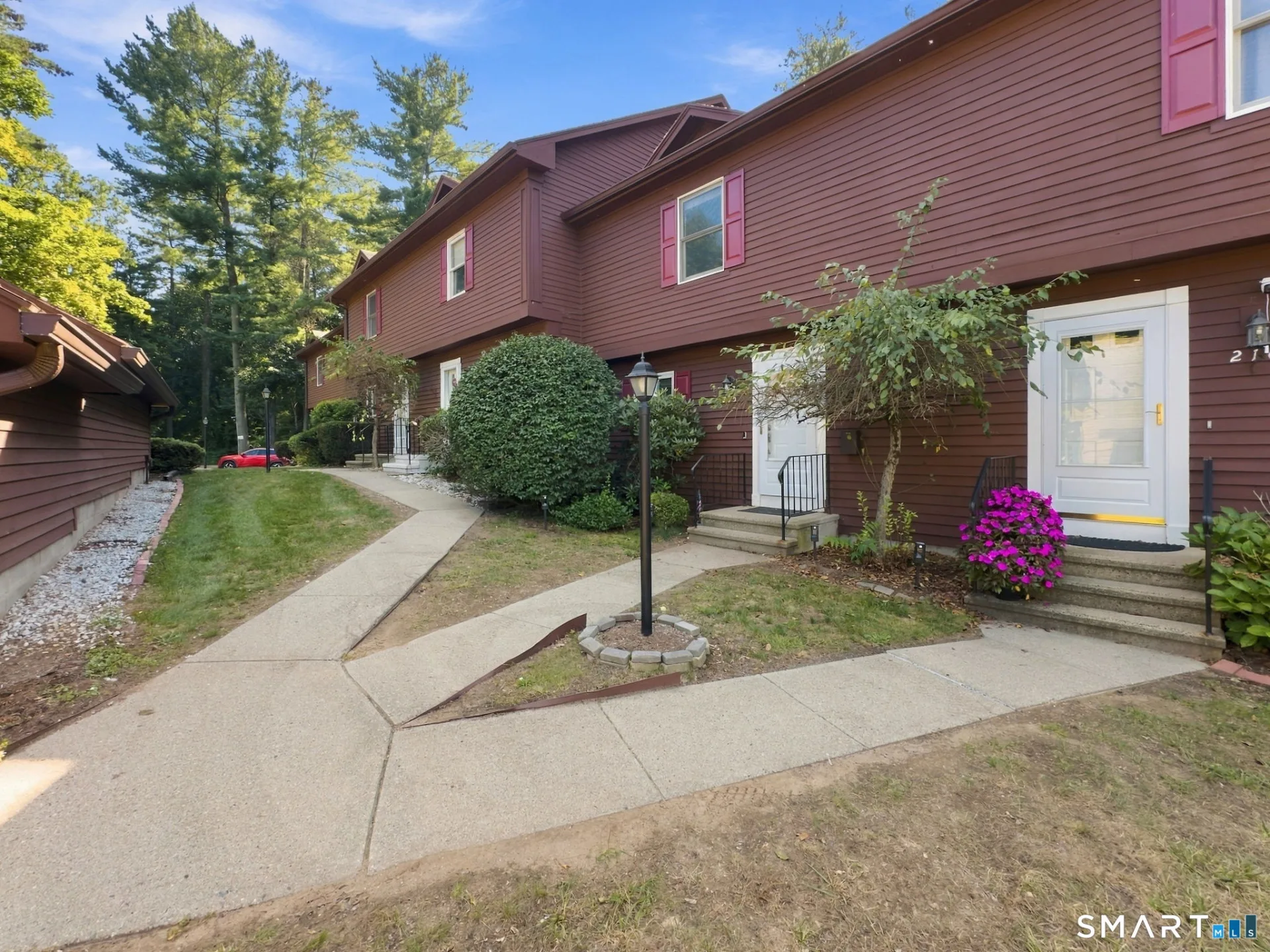 215 Candlewood Drive #215, Enfield, CT