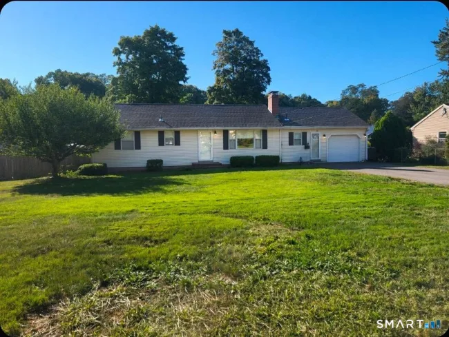 4 Moser Drive