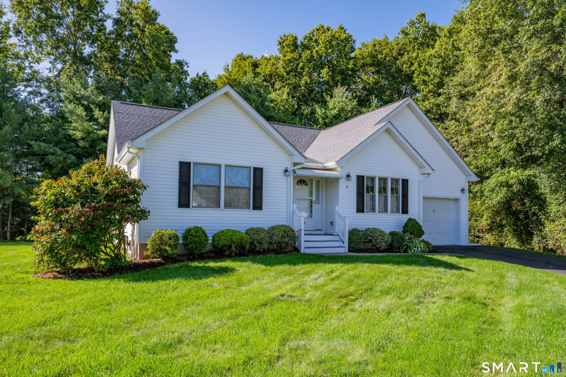 9 Memory Lane #9, Newington, CT