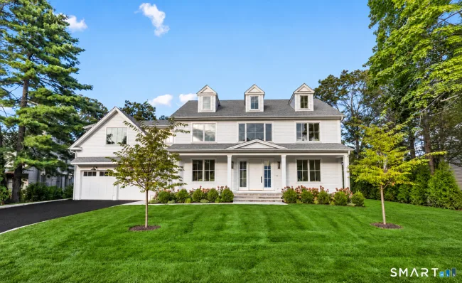 24 Oak Grove Place, New Canaan, CT