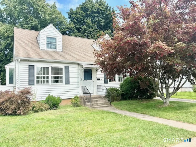 303 Cooper Hill Street, Manchester, CT