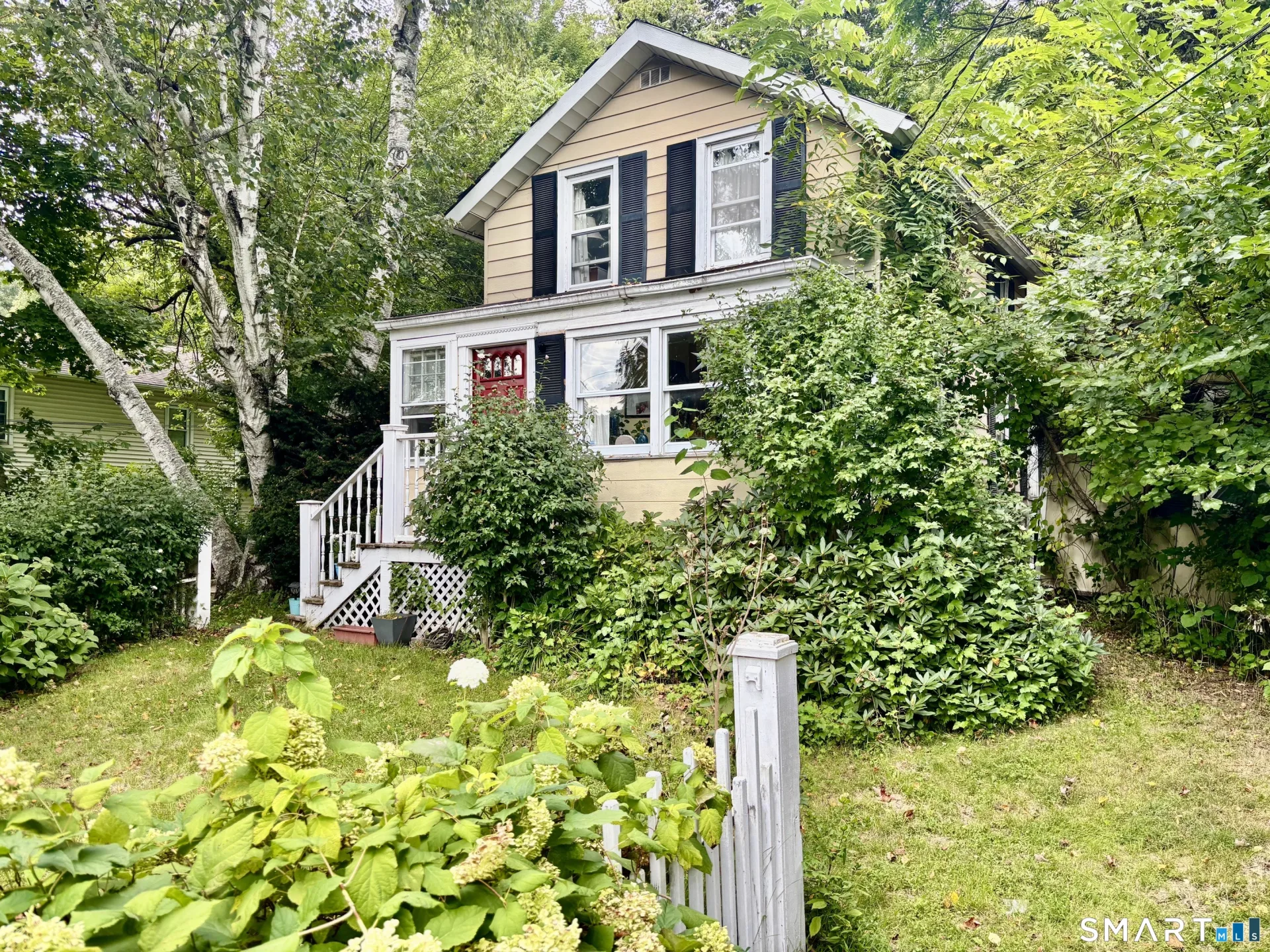 20 Hickok Avenue, Bethel, CT