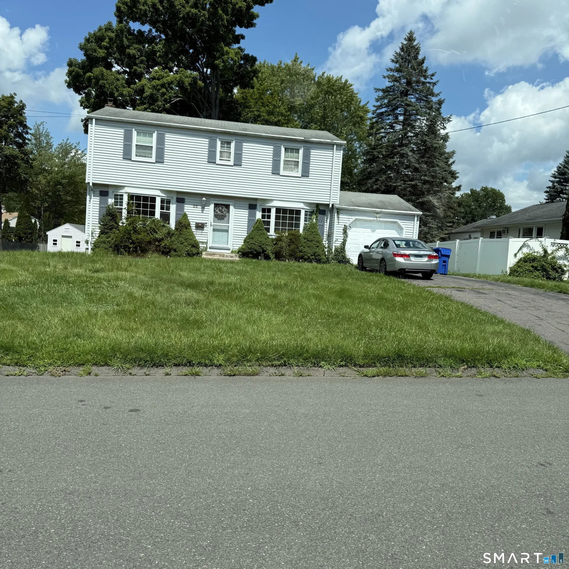 26 Whitewood Road, Newington, CT