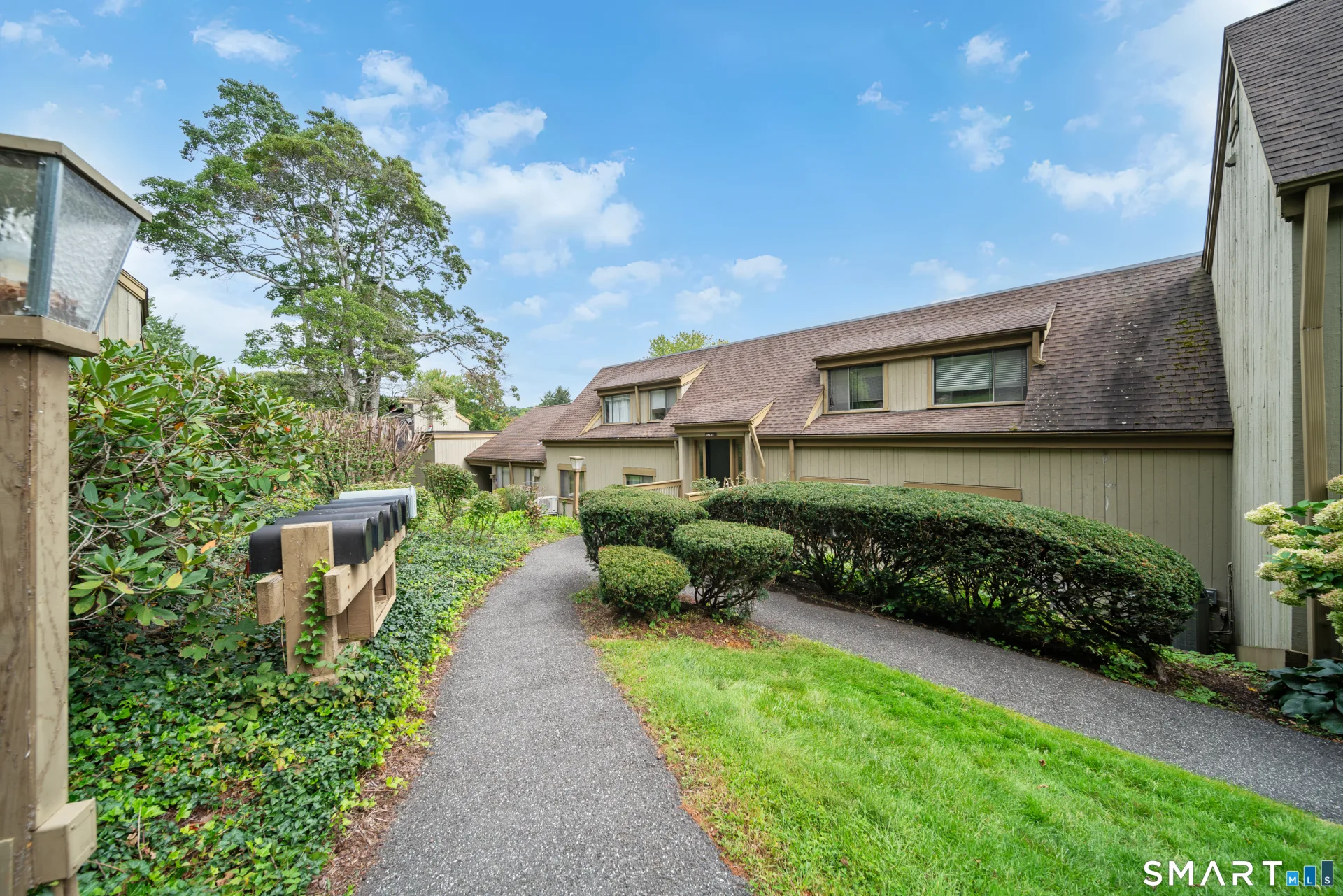 13 Heritage Village #B, Southbury, CT