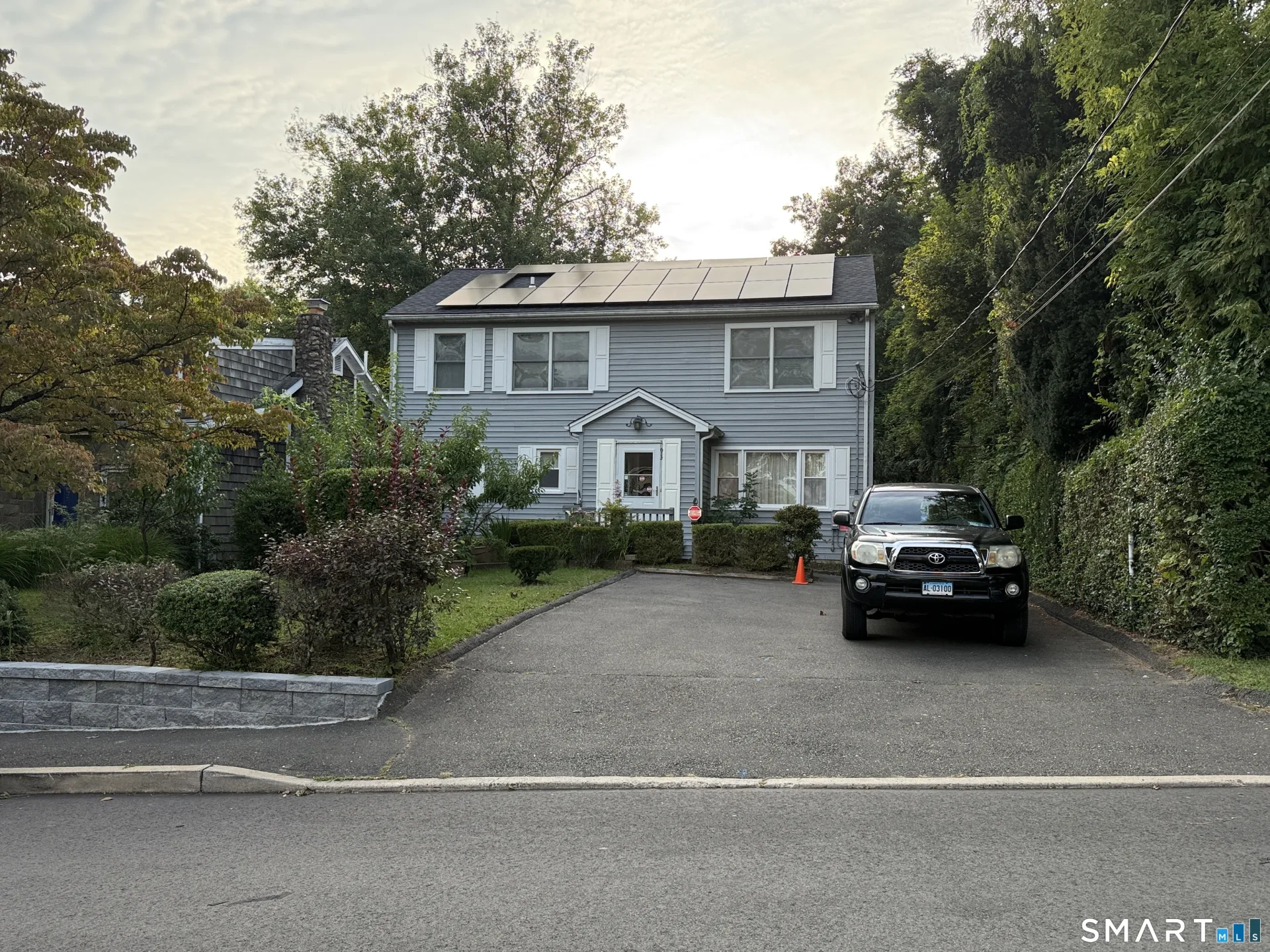 93 Ridgewood Avenue, Stamford, CT