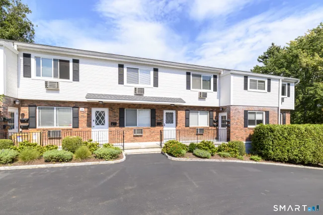 40 Cerretta Street #13D, Stamford, CT