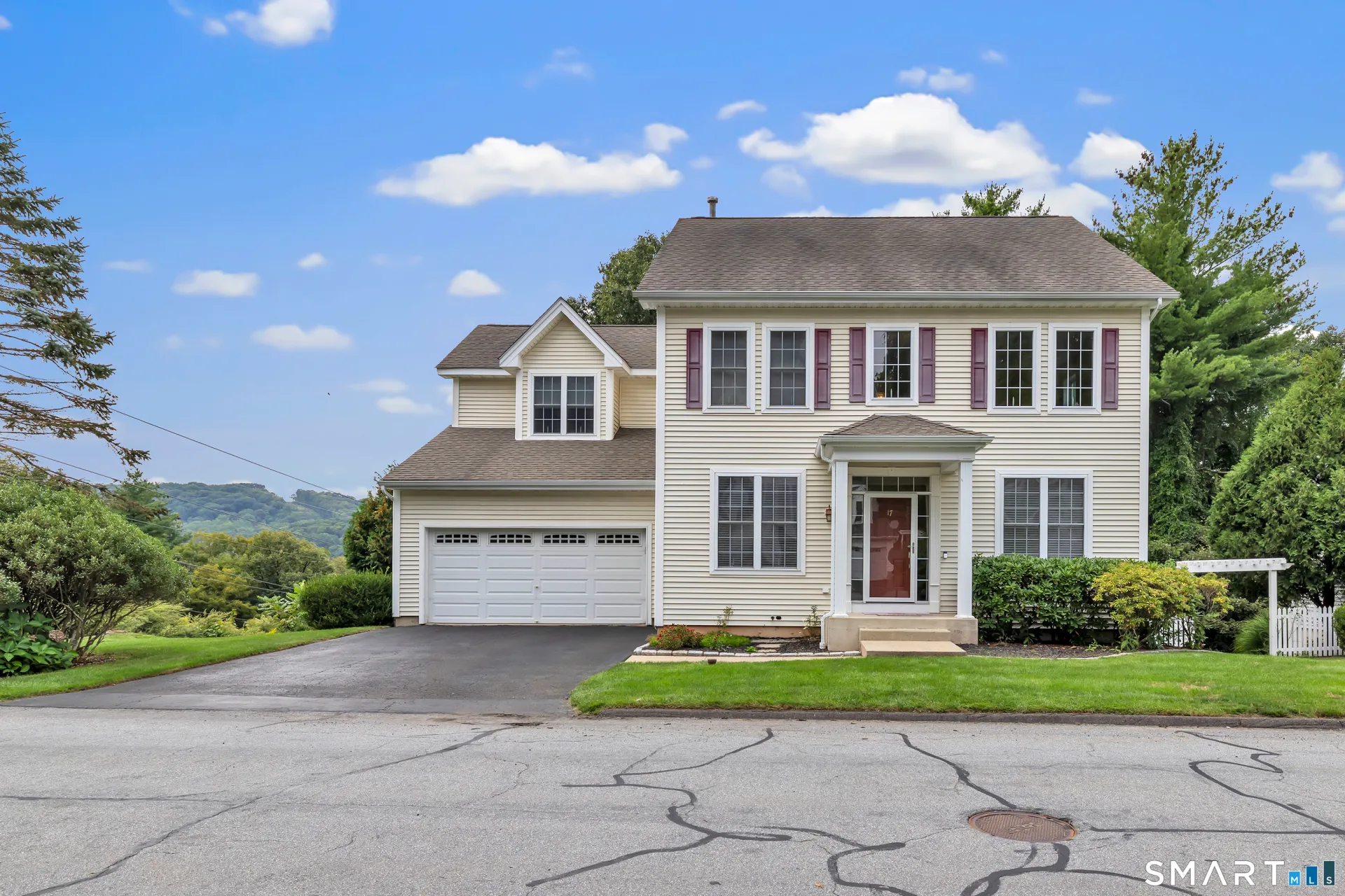 17 Traditions Boulevard, Southbury, CT