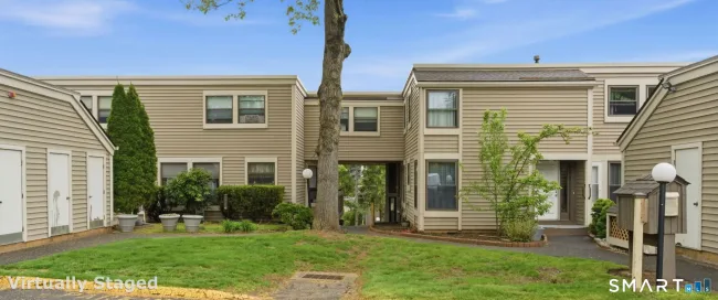 6 Stevens Place #6