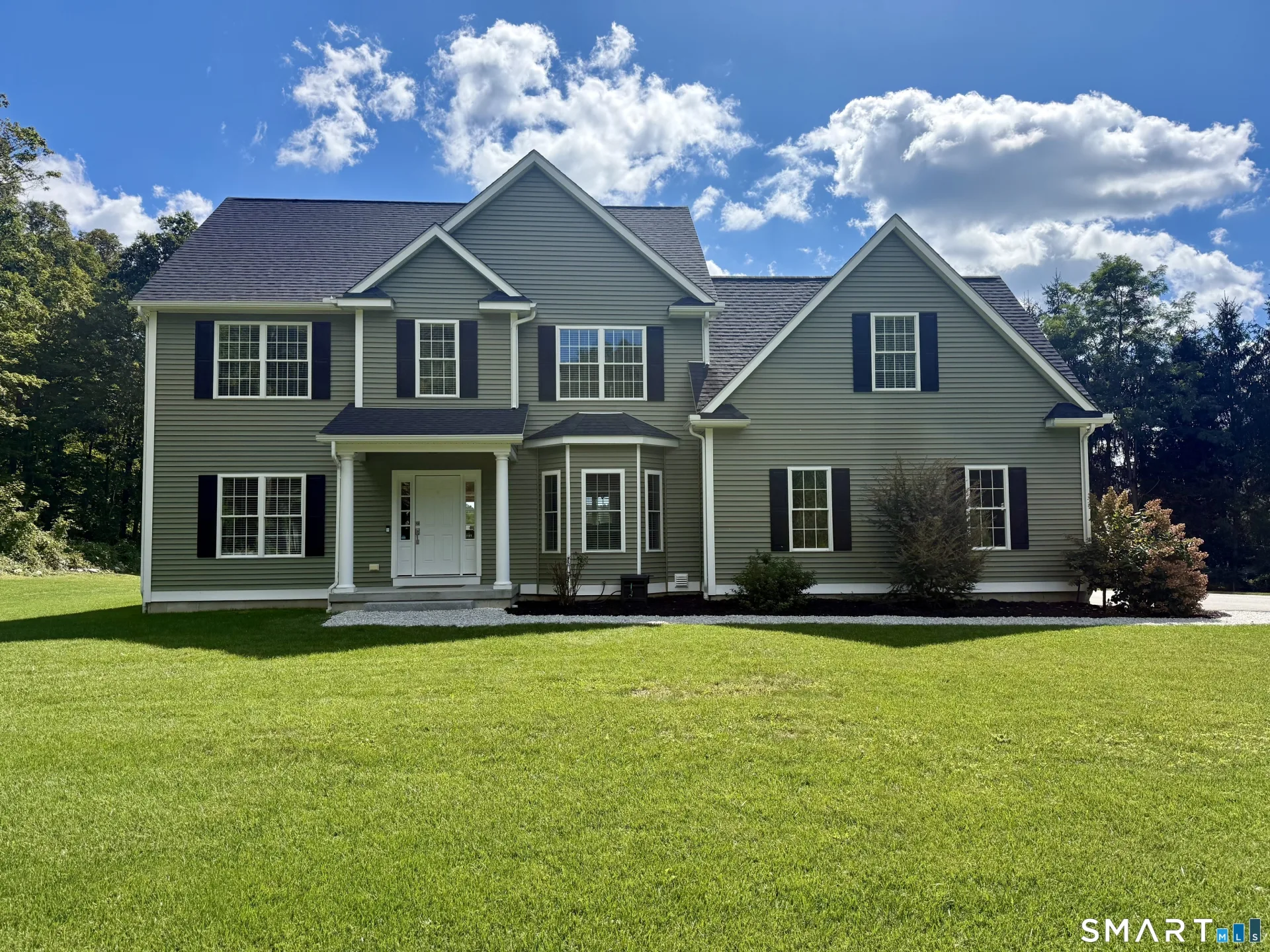 26 Fox Hollow Drive, Montville, CT