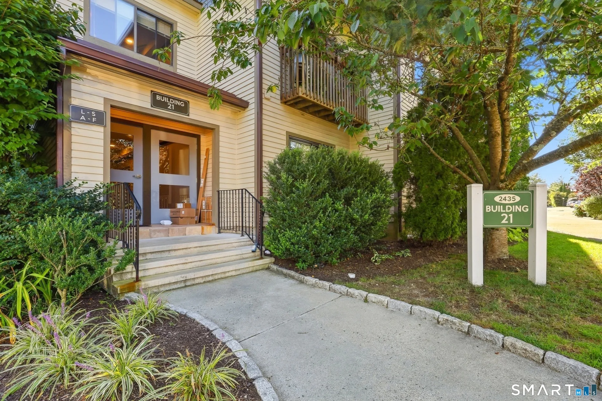 2435 Bedford Street #21C, Stamford, CT