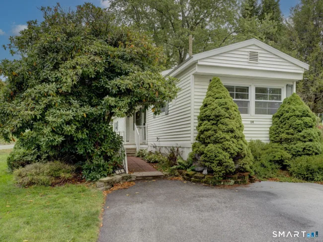 14 Hillpond Drive