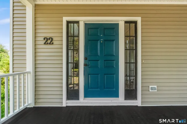 22 Loomis Street