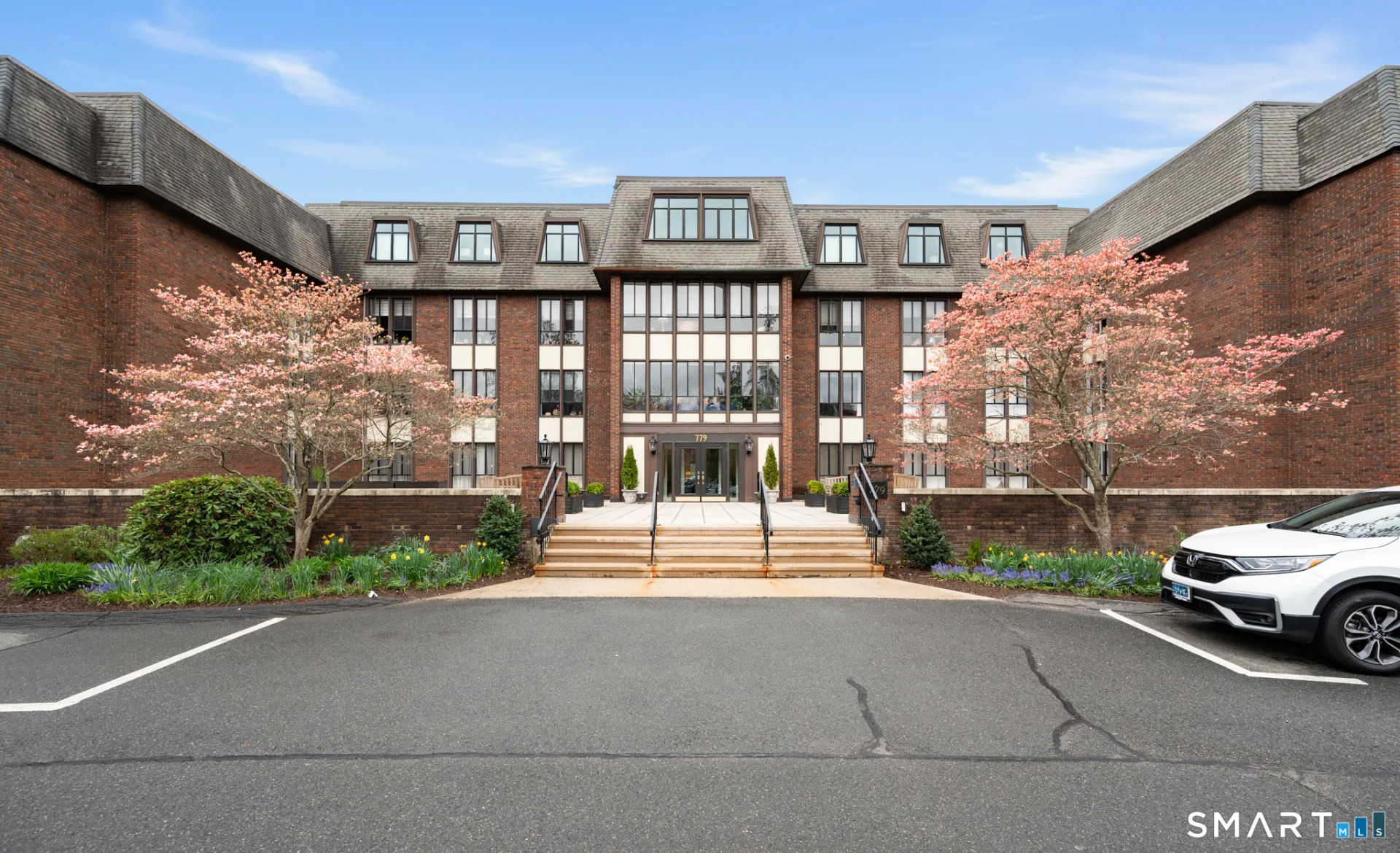 779 Prospect Avenue #4, West Hartford, CT