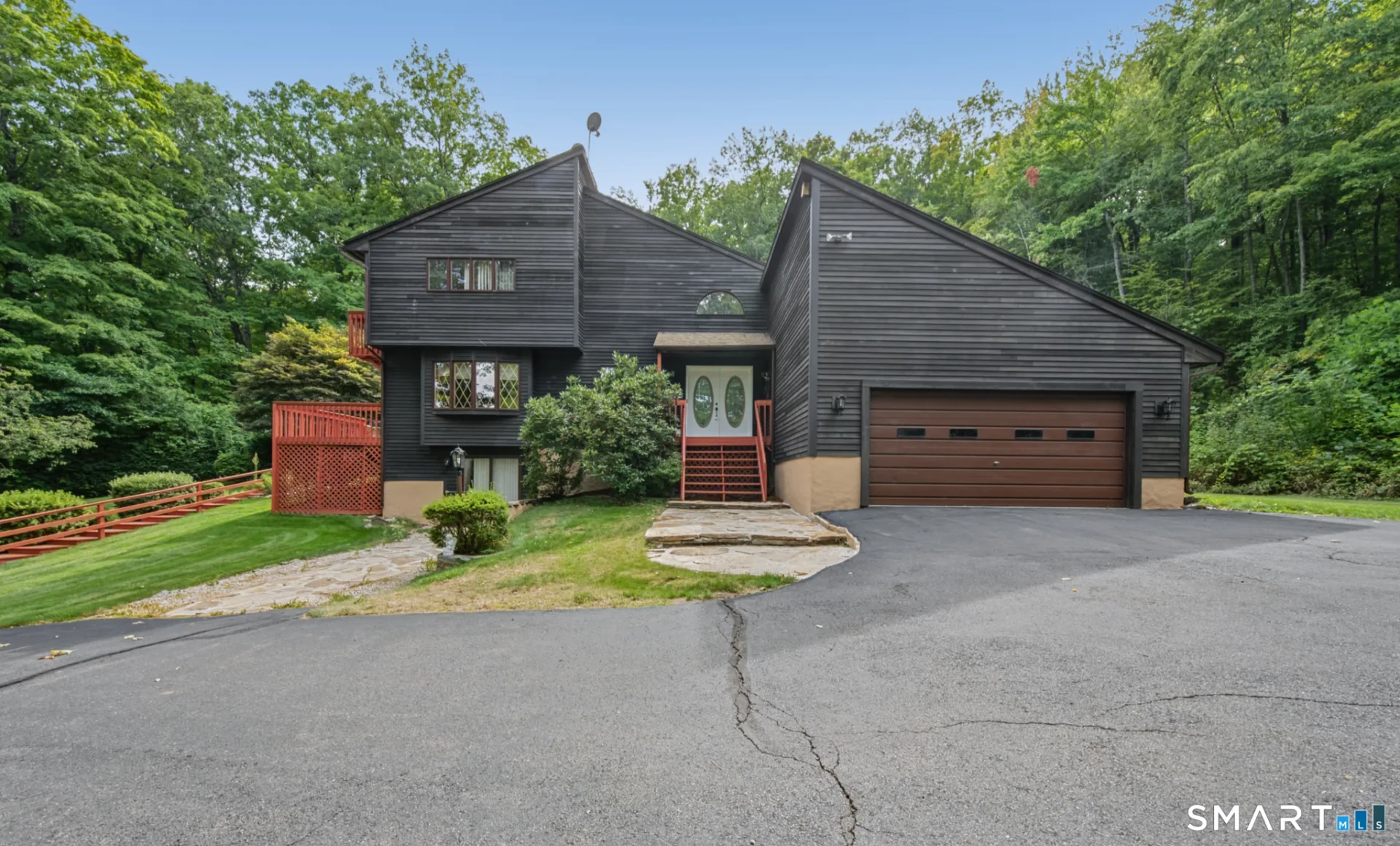 547 Simsbury Road, Bloomfield, CT