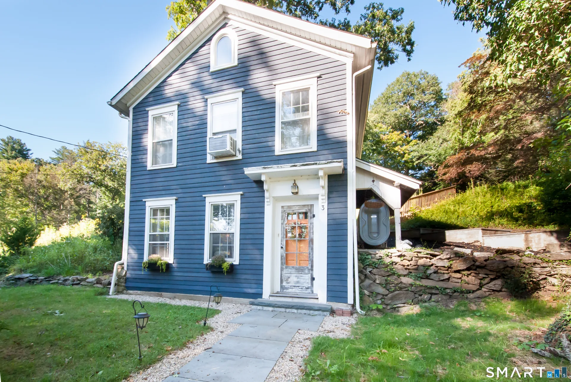 3 Pine Street, Newtown, CT