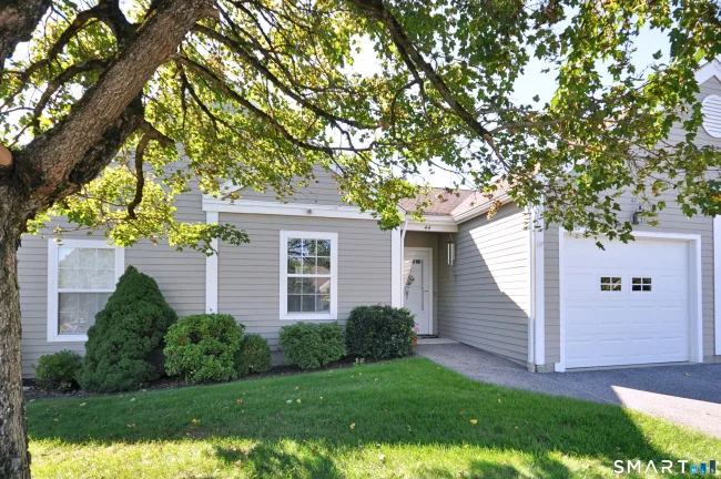 44 Elizabeth Circle #44