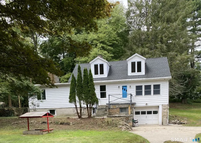 1661 Center Groton Road